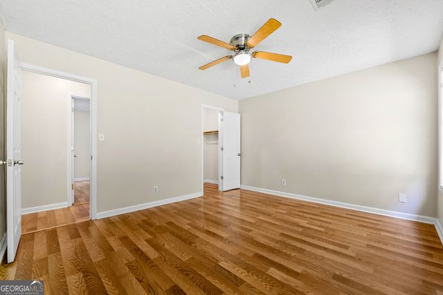 220 Splitwood Lane, Fairburn, GA 30213