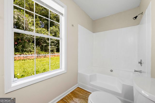 220 Splitwood Lane, Fairburn, GA 30213