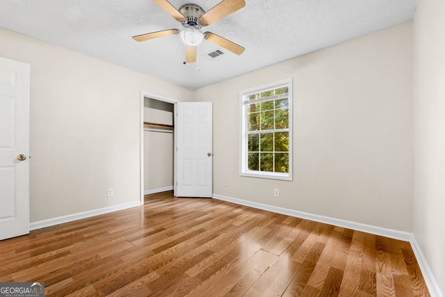 220 Splitwood Lane, Fairburn, GA 30213