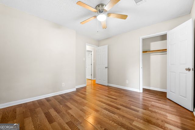220 Splitwood Lane, Fairburn, GA 30213