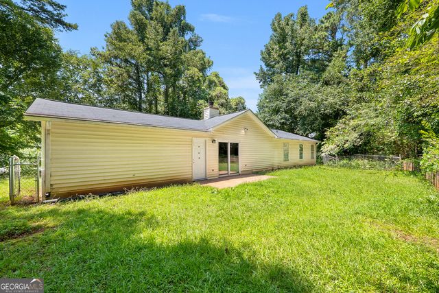 220 Splitwood Lane, Fairburn, GA 30213