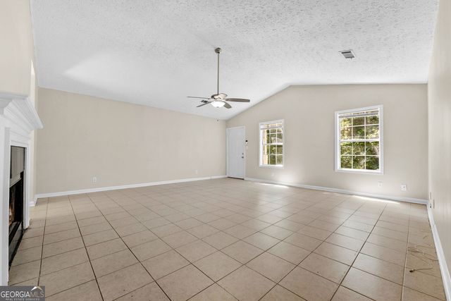 220 Splitwood Lane, Fairburn, GA 30213