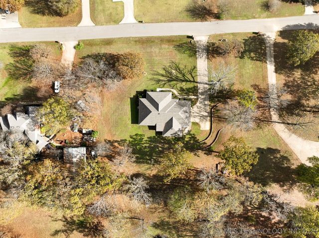 5353 Stonebriar, Durant, OK 74701