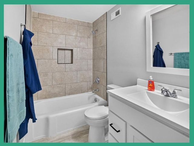 1846 Northwestern Avenue, Madison, WI 53704