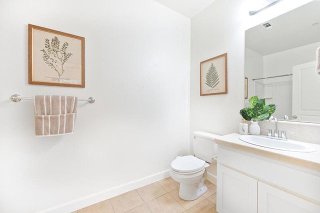 638 Almaden Walk Loop, San Jose, CA 95125