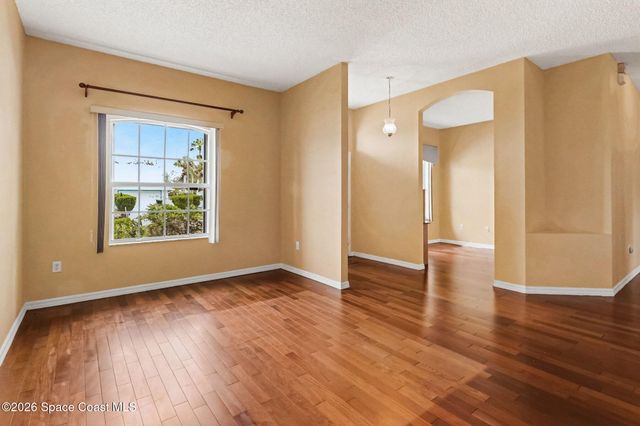 292 Nesbitt Street NE, Palm Bay, FL 32907