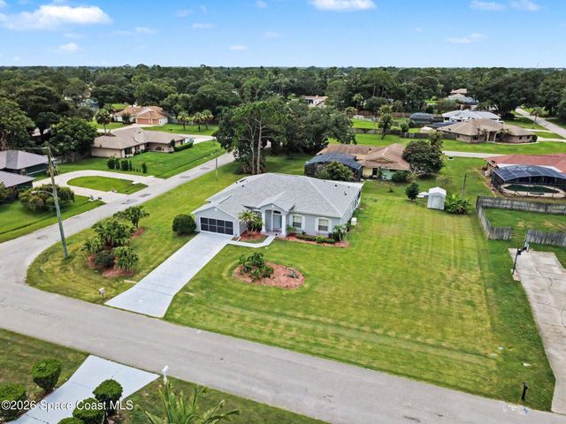 292 Nesbitt Street NE, Palm Bay, FL 32907