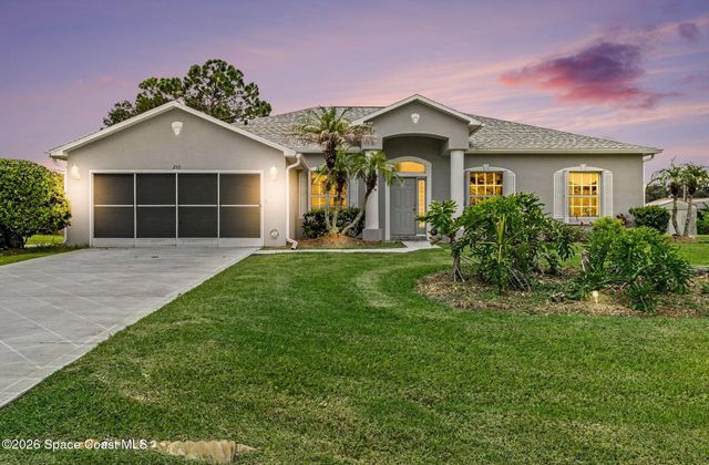 292 Nesbitt Street NE, Palm Bay, FL 32907