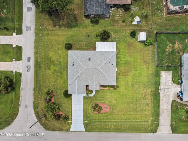 292 Nesbitt Street NE, Palm Bay, FL 32907
