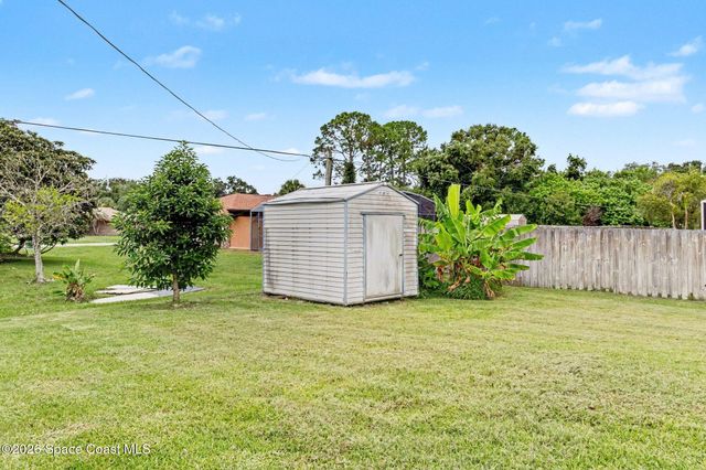292 Nesbitt Street NE, Palm Bay, FL 32907