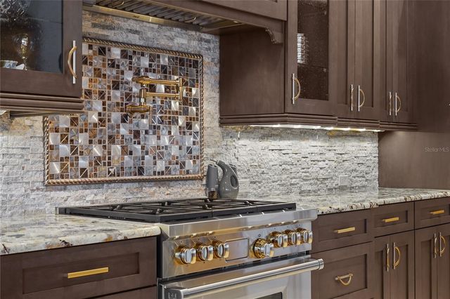 19438 BEACON PARK PLACE, Bradenton, FL 34202