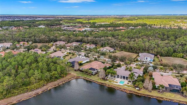 19438 BEACON PARK PLACE, Bradenton, FL 34202