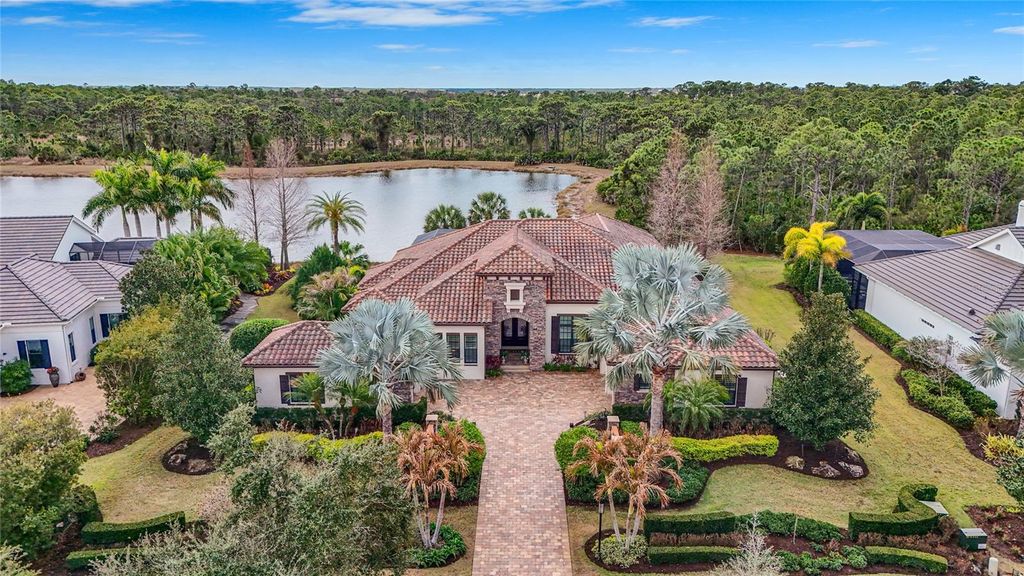 Image 2 of property listing at 19438 BEACON PARK PLACE, Bradenton, FL 34202