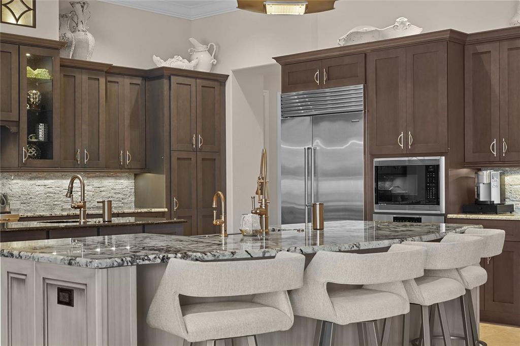 Image 26 of property listing at 19438 BEACON PARK PLACE, Bradenton, FL 34202