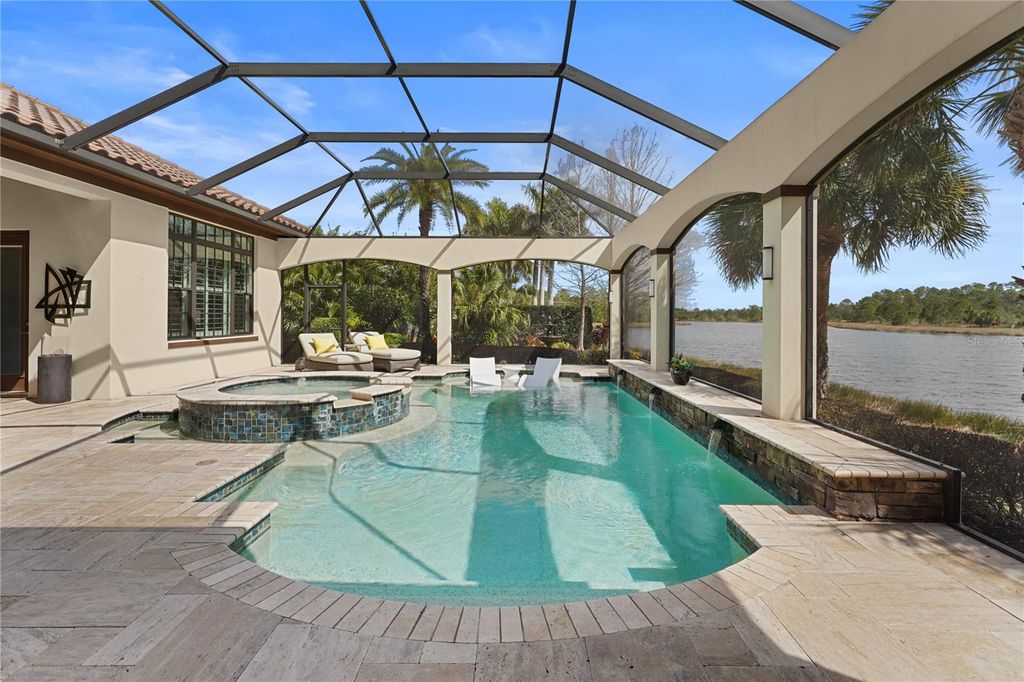 Image 5 of property listing at 19438 BEACON PARK PLACE, Bradenton, FL 34202