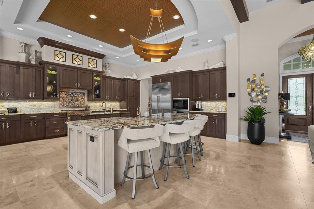 Image 10 of property listing at 19438 BEACON PARK PLACE, Bradenton, FL 34202