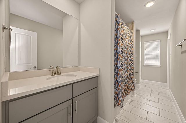 4413 Schuler Street B, Houston, TX 77007