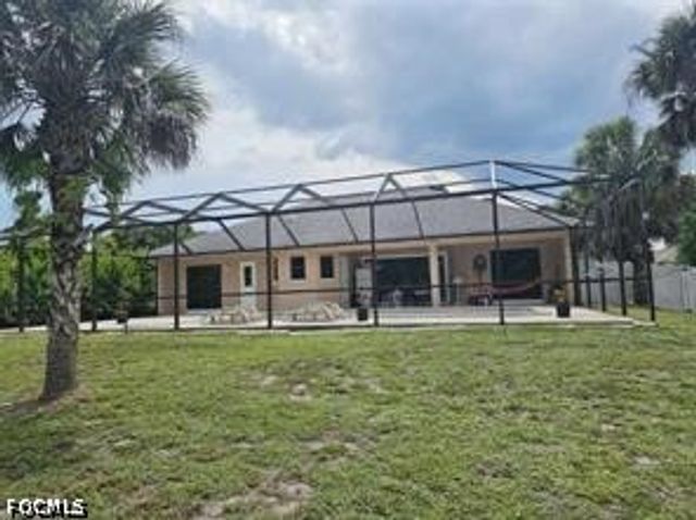 718 Jefferson AVE, Lehigh Acres, FL 33936