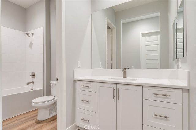 6532 Canyon Oaks Drive, Simi Valley, CA 93063