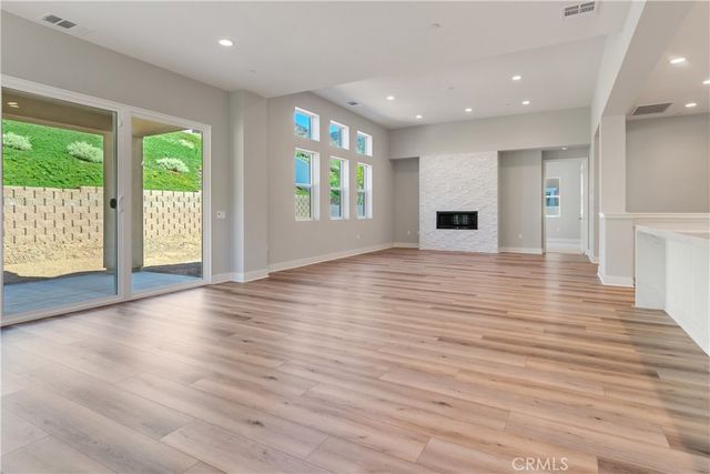 6532 Canyon Oaks Drive, Simi Valley, CA 93063