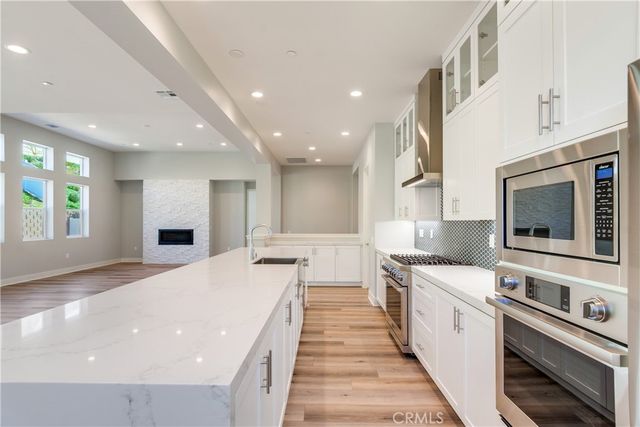 6532 Canyon Oaks Drive, Simi Valley, CA 93063