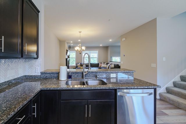 4015 River Valley Way, Eagan, MN 55122