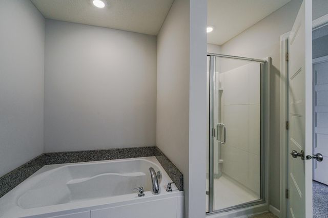 4015 River Valley Way, Eagan, MN 55122