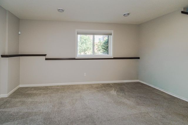 4015 River Valley Way, Eagan, MN 55122