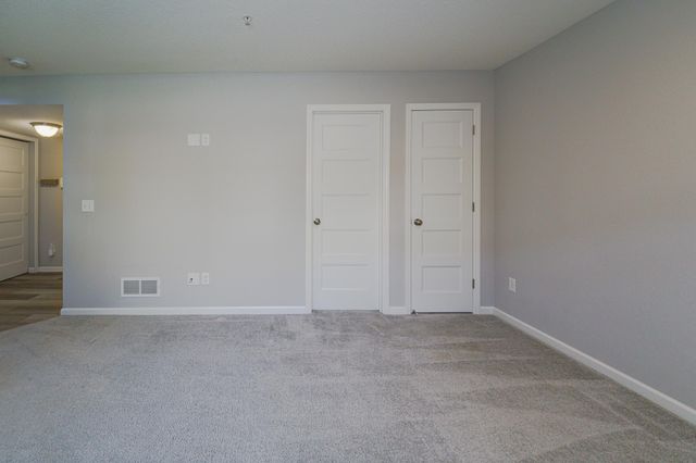4015 River Valley Way, Eagan, MN 55122