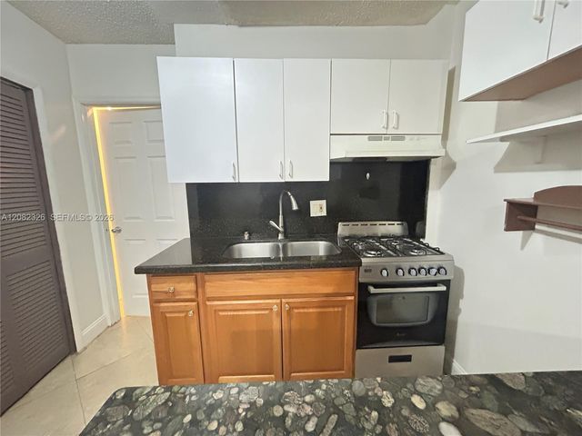 7730 Johnson Street 1, Pembroke Pines, FL 33024