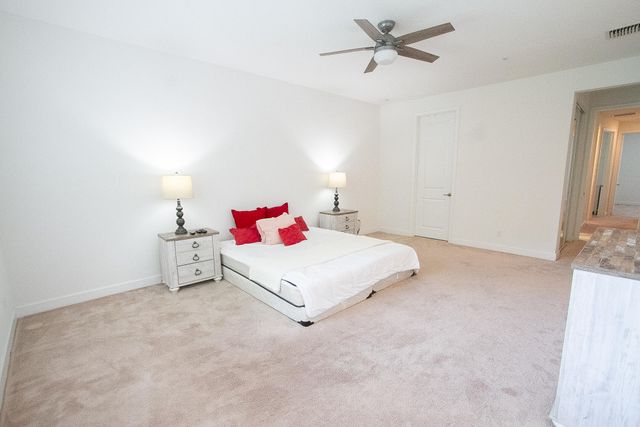 23045 Clear Echo Drive 76, Boca Raton, FL 33433