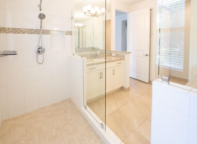23045 Clear Echo Drive 76, Boca Raton, FL 33433