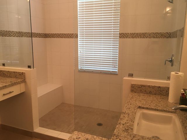 23045 Clear Echo Drive 76, Boca Raton, FL 33433