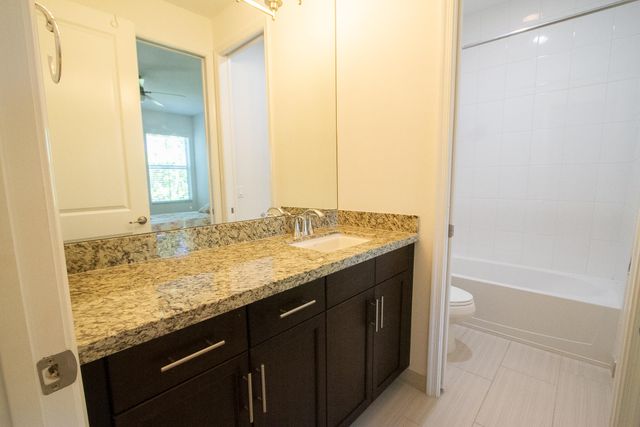 23045 Clear Echo Drive 76, Boca Raton, FL 33433