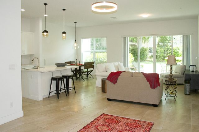 23045 Clear Echo Drive 76, Boca Raton, FL 33433