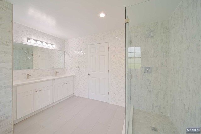 48 Old Tappan Road, Old Tappan, NJ 07675