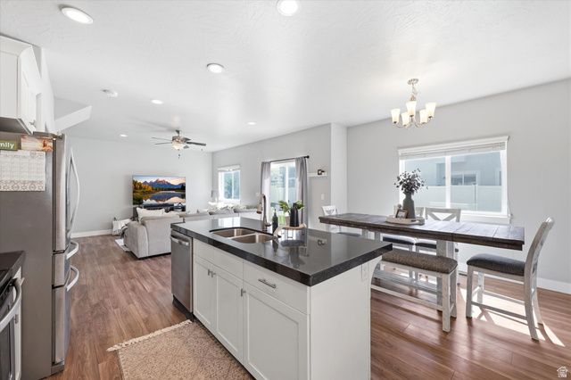 7471 N HUTCH LN, Eagle Mountain, UT 84005
