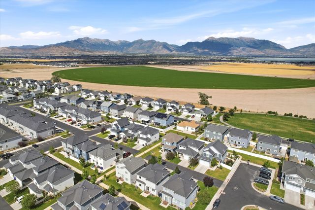 7471 N HUTCH LN, Eagle Mountain, UT 84005