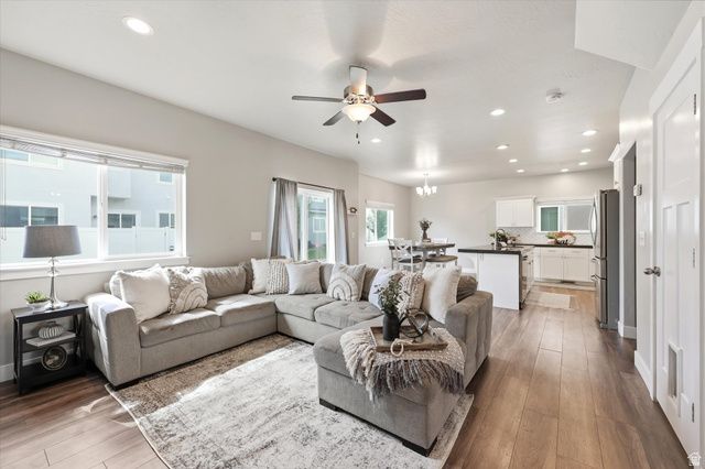 7471 N HUTCH LN, Eagle Mountain, UT 84005