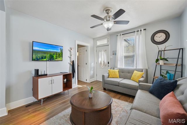 6257 Goener Avenue, St Louis, MO 63116