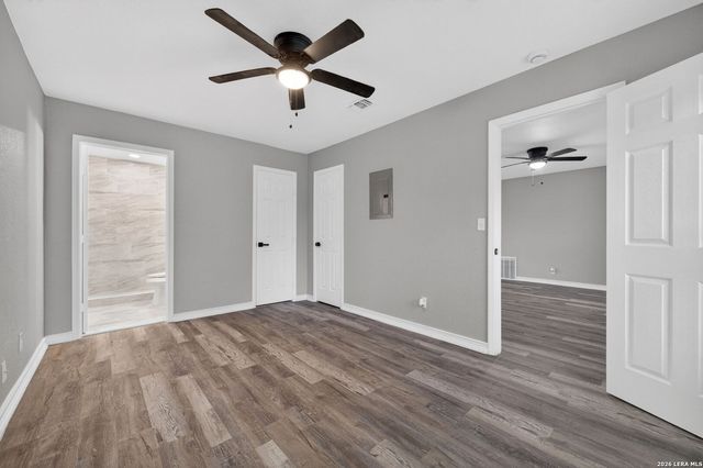 5871 Castle Lk, San Antonio, TX 78218
