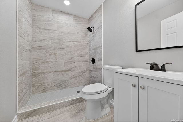 5871 Castle Lk, San Antonio, TX 78218