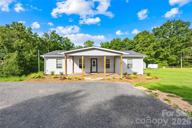 1029 Alexis High Shoals Road, Dallas, NC 28034