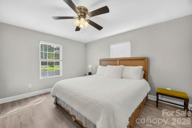 1029 Alexis High Shoals Road, Dallas, NC 28034