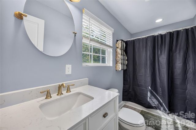 1029 Alexis High Shoals Road, Dallas, NC 28034
