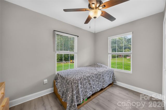 1029 Alexis High Shoals Road, Dallas, NC 28034