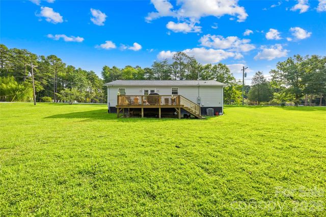 1029 Alexis High Shoals Road, Dallas, NC 28034