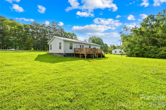 1029 Alexis High Shoals Road, Dallas, NC 28034