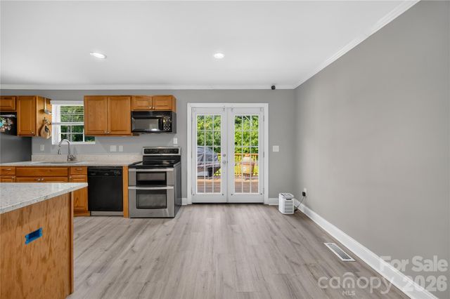 1029 Alexis High Shoals Road, Dallas, NC 28034