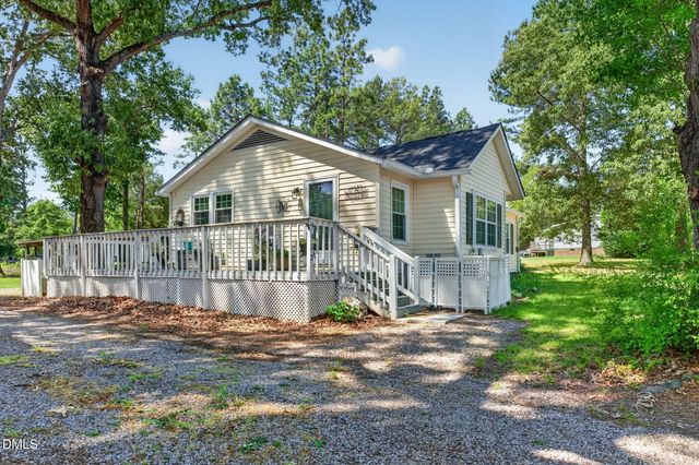 9453 Carolina 27, Lillington, NC 27546